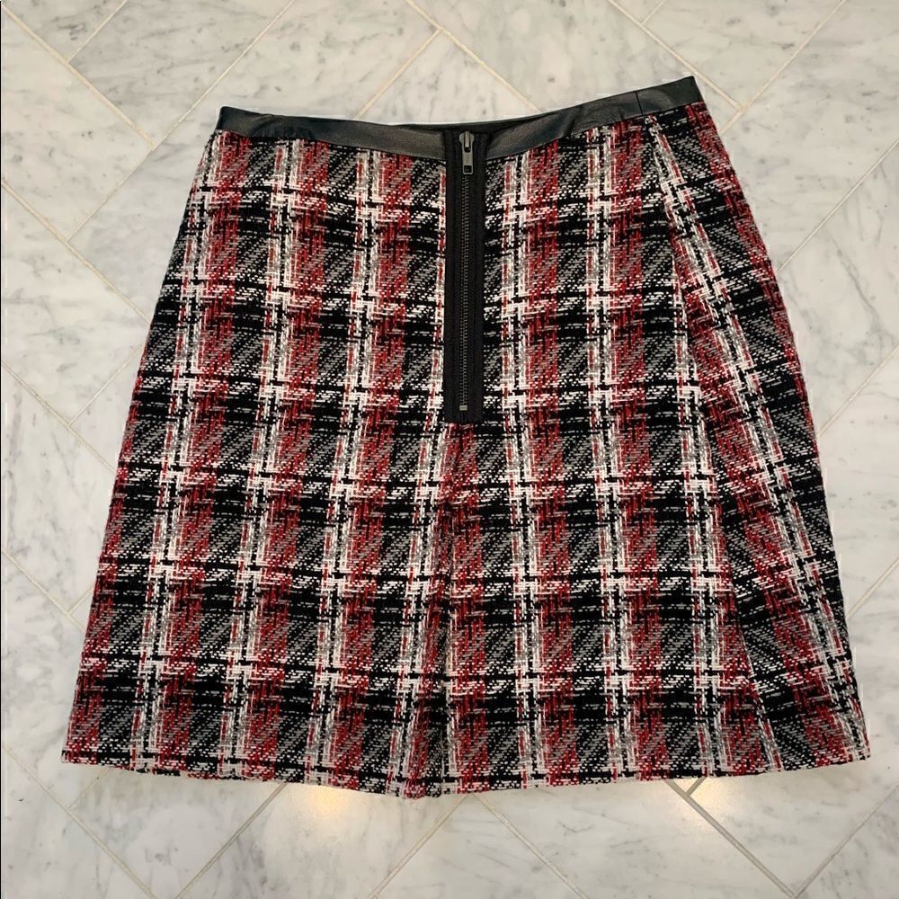 HALOGEN vintage 90’s tweed skirt faux leather trim NYC preppy size 4 petite